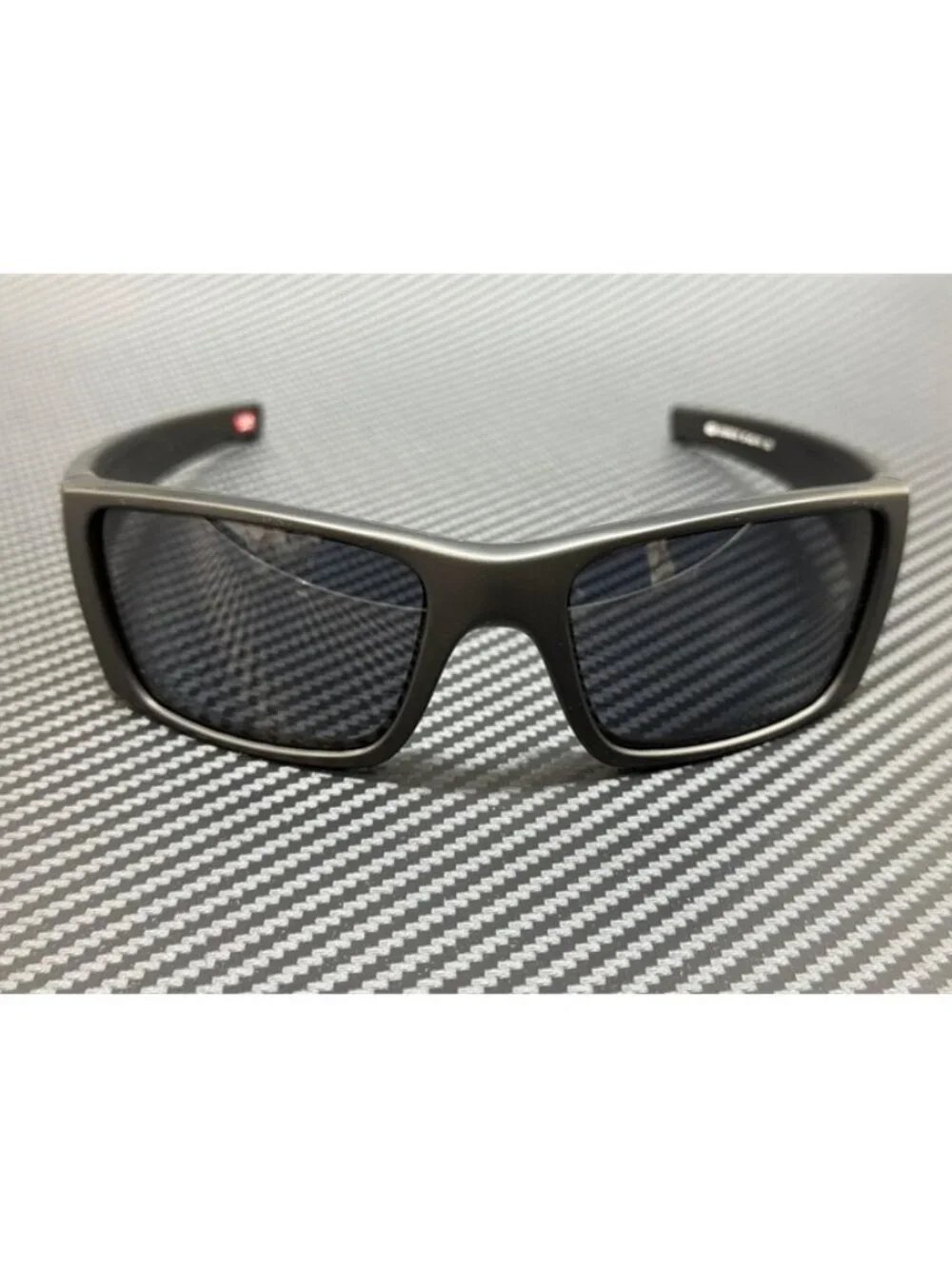 New Oakley Men  Matte Black Sunglasses 60-19-130